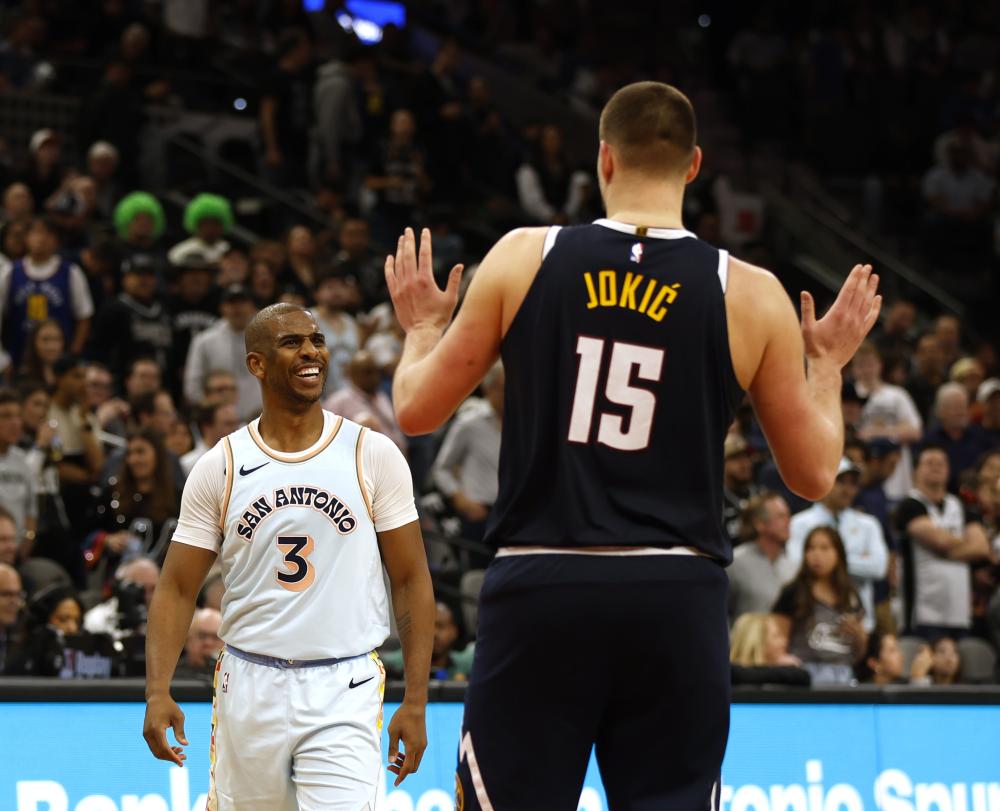 展现出的冷 展现出的冷